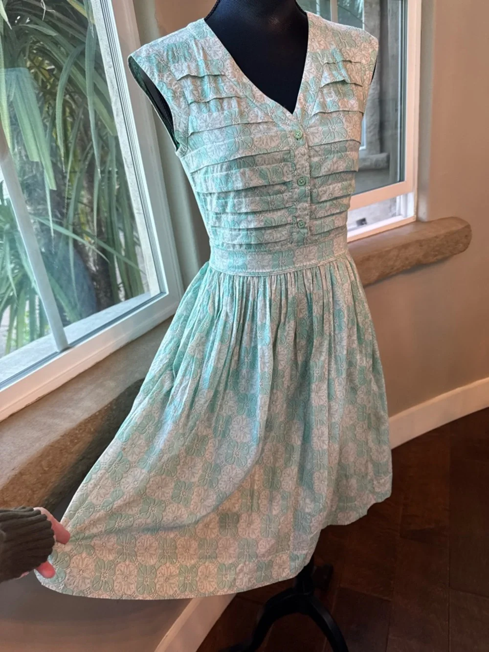 Tory Burch Nico Dress - Pop Culture Norma Bates - Vera Farmiga Women’s Size 2